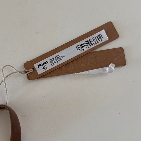 NWT Skims Fits Everybody Bralette - Picture 2 of 3